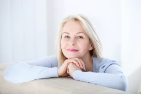 Tratamiento femenino contra la menopausia